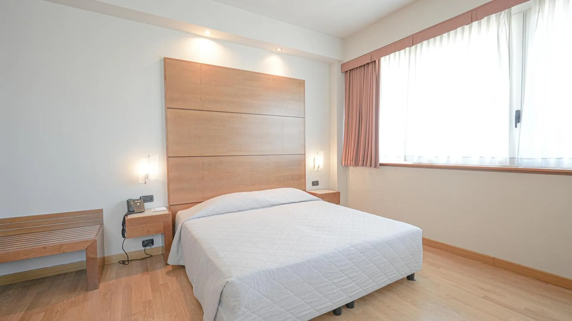 Hotel Europa Reggio Emilia 4*,